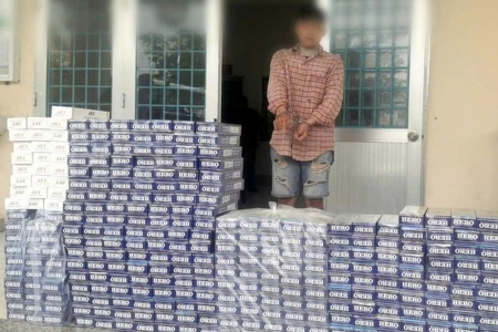 Bắt quả tang đối tượng vận chuyển 1.490 bao thuốc lá điếu nhập lậu