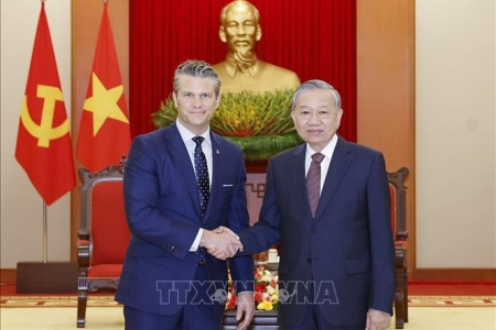 Tổng Bí thư Tô Lâm tiếp Bộ trưởng Bộ Chiến tranh Hoa Kỳ Pete Hegseth