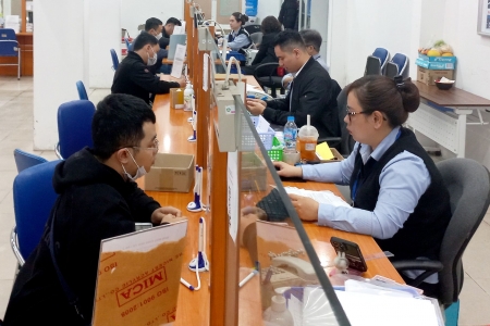 Bộ Nội vụ hướng dẫn chế độ lương sau sáp nhập, bảo lưu phụ cấp 6 tháng và áp dụng ngay phụ cấp công vụ