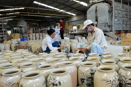 Hà Nội: Đẩy mạnh chuyển đổi số, đưa sản phẩm làng nghề truyền thống vươn xa