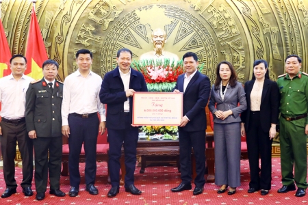 Tỉnh Đồng Nai trao tặng kinh phí ủng hộ tỉnh Bắc Ninh khắc phục hậu quả lũ lụt