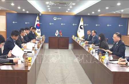 Việt Nam – Hàn Quốc thúc đẩy hợp tác quản lý lao động việc làm và di cư bền vững