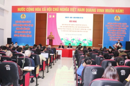 Phường Tây Tựu tổ chức đối thoại giữa lãnh đạo và Nhân dân