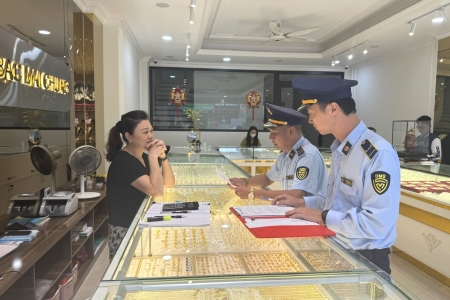 Ngành QLTT Lạng Sơn tăng cường kiểm tra, ngăn chặn buôn lậu, gian lận thương mại, hàng giả