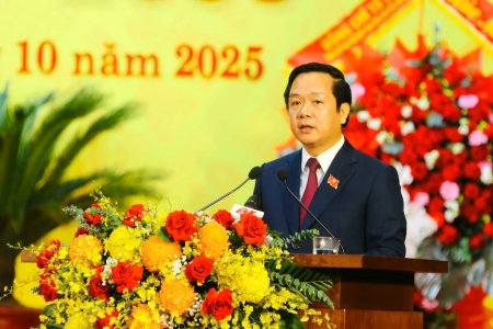 Chủ tịch UBND tỉnh Ninh Bình đối thoại với thanh niên về đổi mới sáng tạo và chuyển đổi số