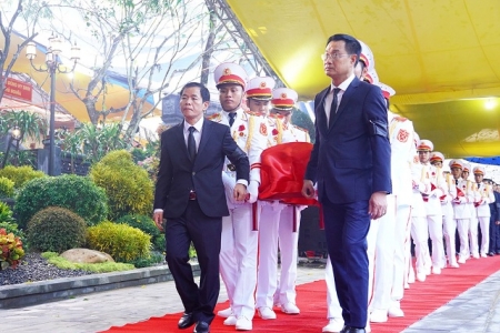Trang trọng tổ chức lễ truy điệu và an táng các liệt sĩ tại Hang Tám Cô