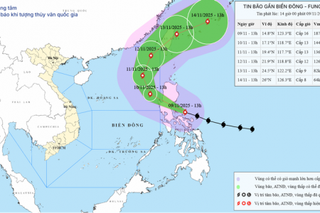 Bão Fung-wong mạnh cấp 16 tiến vào Biển Đông, gió giật trên 200 km/giờ