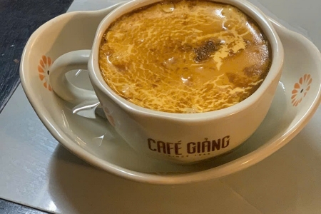 Cà Phê Trứng: Bí mật ngọt ngào từ Hà Nội xưa