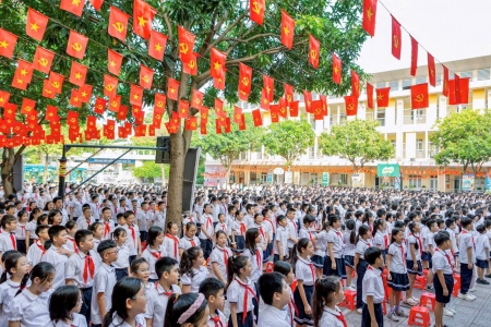 Đổi mới khen thưởng giáo viên tại Hà Nội: Lan tỏa giá trị và tôn vinh nghề dạy học