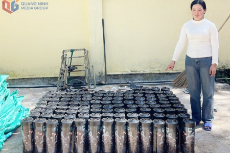 Quảng Ninh: Bắt hai đối tượng vận chuyển 200 bình khí cười trái phép qua biên giới