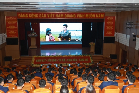 Tái hiện truyền thống qua bộ phim “Mưa đỏ”