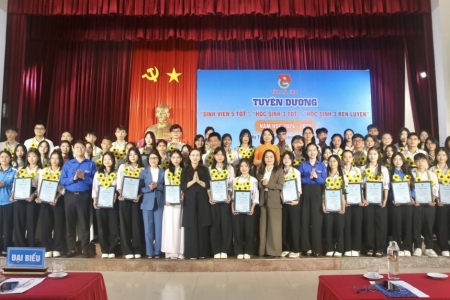 Tỉnh đoàn Hà Tĩnh tuyên dương 58 học sinh, sinh viên tiêu biểu