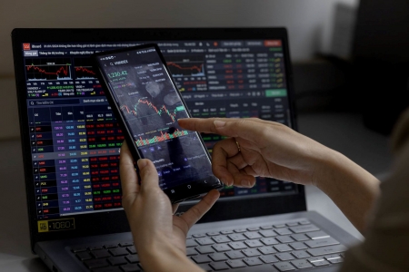 Chứng khoán khối ngoại ngày 14/11: Tăng cường mua ròng hai cổ phiếu vốn hóa lớn