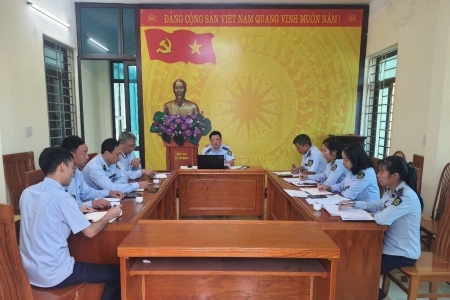 Lào Cai: Đội QLTT số 3 đánh giá công tác tháng 11, triển khai nhiệm vụ trọng tâm tháng 12