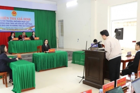 Thanh Hóa: Phiên tòa giả định tuyên truyền pháp luật về chống khai thác IUU