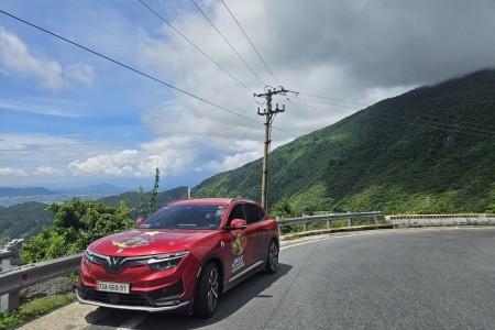 Chủ xe VF 8: “Đạp ga đã như siêu xe, chi phí nuôi xe quá rẻ”