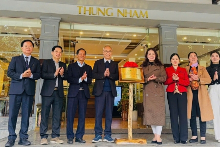 Ninh Bình: Gắn biển “Du lịch xanh VITA GREEN” cho 3 đơn vị tiên phong năm 2025