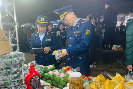 Tăng cường kiểm tra, kiểm soát hàng hóa tại Hội chợ Thương mại Quốc tế Việt – Trung lần thứ 25