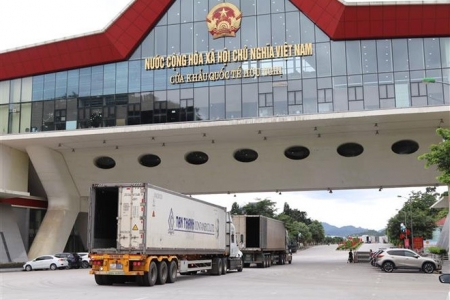Lạng Sơn giữ vững nhịp thông quan, hàng hóa lưu thông thông suốt