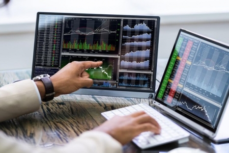 Chứng khoán khối ngoại ngày 21/11: Bán ròng hơn 700 tỷ đồng ở một cổ phiếu nhóm chứng khoán