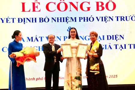 Công bố quyết định bổ nhiệm Phó Viện trưởng Viện Công nghệ Chống làm giả