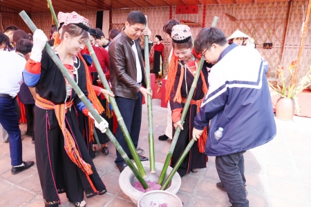 Bắc Ninh: Trưng bày di sản văn hóa các dân tộc thiểu số