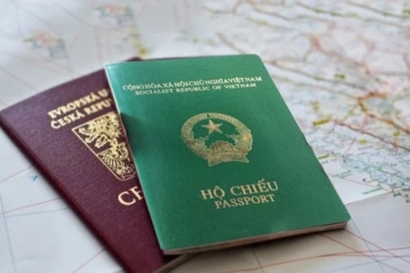 Ngân hàng chuẩn bị dừng giao dịch bằng hộ chiếu