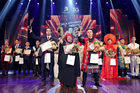 Gala Xếp hạng Tiếng hát Việt toàn cầu 2025: Đêm nhạc mãn nhãn, khép lại hành trình tìm kiếm tài năng âm nhạc Việt