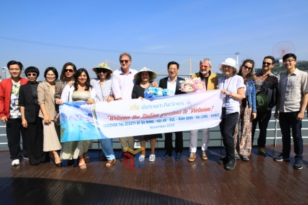 Đoàn Presstrip thị trường Ý khảo sát du lịch tại Quảng Ninh