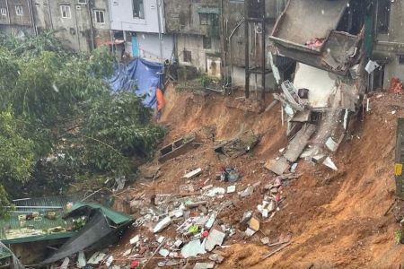 Quảng Trị: Công bố tình huống khẩn cấp vụ sạt lở đất tại xã Khe Sanh