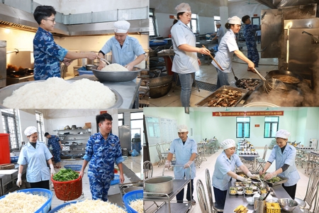 Giữ lửa bếp nuôi quân: Những người lính thầm lặng của Cảnh sát biển