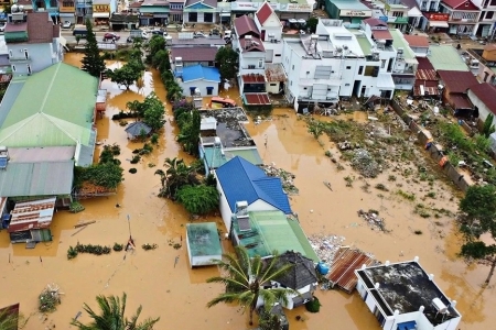 Khẩn trương thống kê thiệt hại, đề xuất nguồn lực sửa chữa, xây dựng lại nhà ở cho Nhân dân