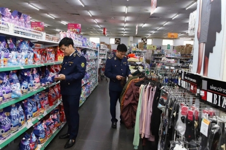 Hưng Yên: Siết chặt kỷ cương thị trường, dồn lực chống hàng lậu dịp cận Tết 2026