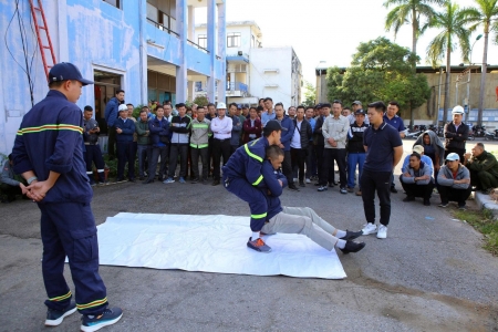 Tập huấn, tuyên truyền kiến thức pháp luật về PCCC và CNCH tại Công ty cổ phần Cảng Hải Phòng