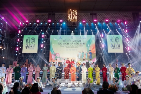 Du lịch Hà Nội thăng hoa nhờ chuỗi sự kiện văn hóa - lễ hội cuối năm