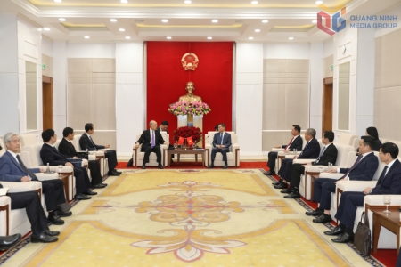 Chủ tịch UBND tỉnh Quảng Ninh tiếp xã giao Chánh án Tòa án nhân dân tối cao Trung Quốc