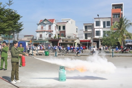 Công an xã An Trường tổ chức tuyên truyền, tập huấn kiến thức pháp luật về PCCC và CNCH năm 2025