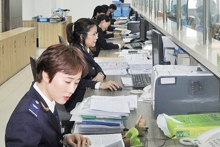 Hải quan khu vực XII: Phấn đấu hoàn thành chỉ tiêu thu ngân sách được giao