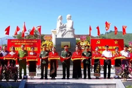 Khánh thành tượng đài “Bác Hồ với chiến sĩ Biên phòng” tại Nghệ An
