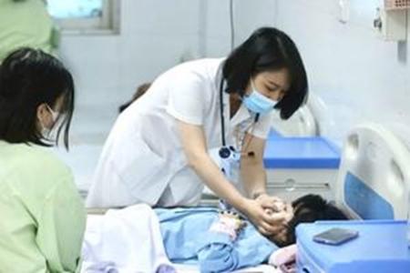 Chính phủ hướng tới miễn viện phí từ năm 2030, áp dụng cho cả bệnh viện công và tư