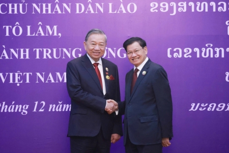 Lào anh em vững bước tiến vào kỷ nguyên mới