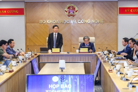 Hà Nội đưa TECHFEST 2025 ra phố đi bộ hồ Hoàn Kiếm, khơi dậy tinh thần khởi nghiệp toàn dân