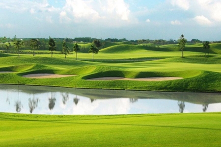 Hà Tĩnh: Chấp thuận chủ trương đầu tư sân golf 36 hố gần 1.800 tỷ đồng
