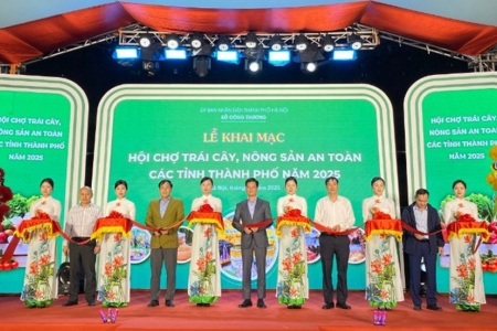 Hà Nội khai mạc Hội chợ trái cây và nông sản an toàn 2025, mở rộng kết nối tiêu thụ cuối năm