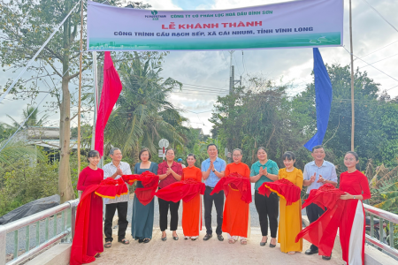 Lọc hóa dầu Bình Sơn khánh thành cầu giao thông nông thôn tại Vĩnh Long