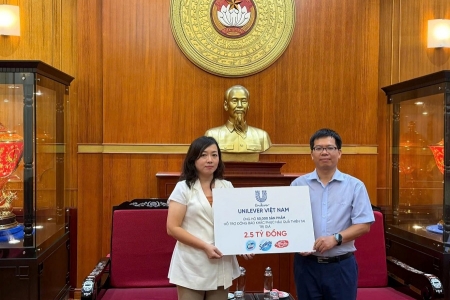 Unilever Việt Nam hỗ trợ người dân và tiểu thương ứng phó và phục hồi sau bão lũ