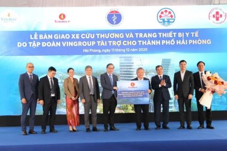 Vingroup bàn giao xe cứu thương và trang thiết bị y tế cho Trung tâm Cấp cứu 115 thành phố Hải Phòng