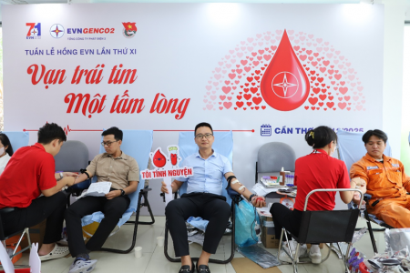EVNGENCO2 và Nhiệt điện Cần Thơ hưởng ứng Tuần lễ hồng EVN lần XI