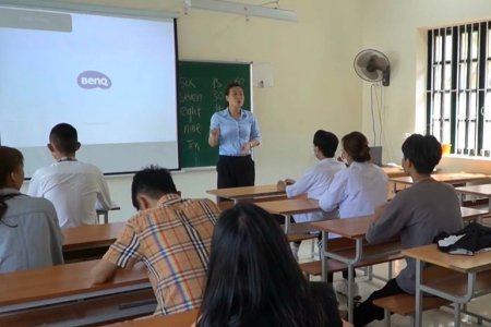 Lào Cai: Chủ động triển khai các chính sách đặc thù về giáo dục hỗ trợ học sinh DTTS và miền núi