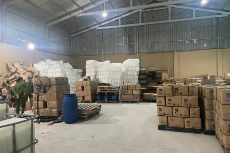 Hà Nội: Triệt phá đường dây sản xuất hơn 18.000 túi nước giặt xâm phạm nhãn hiệu